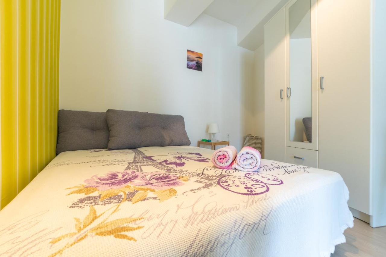 • Charming ǀ Near City Mall ǀ 1Br • Skopje Exterior photo
